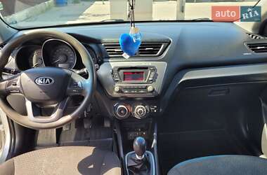 Седан Kia Rio 2013 в Луцьку