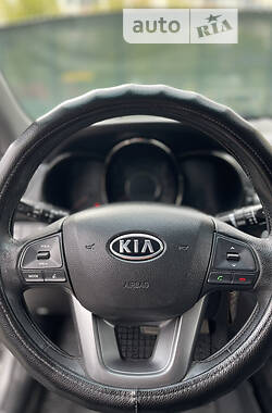 Седан Kia Rio 2012 в 