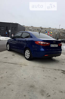 Седан Kia Rio 2012 в Киеве