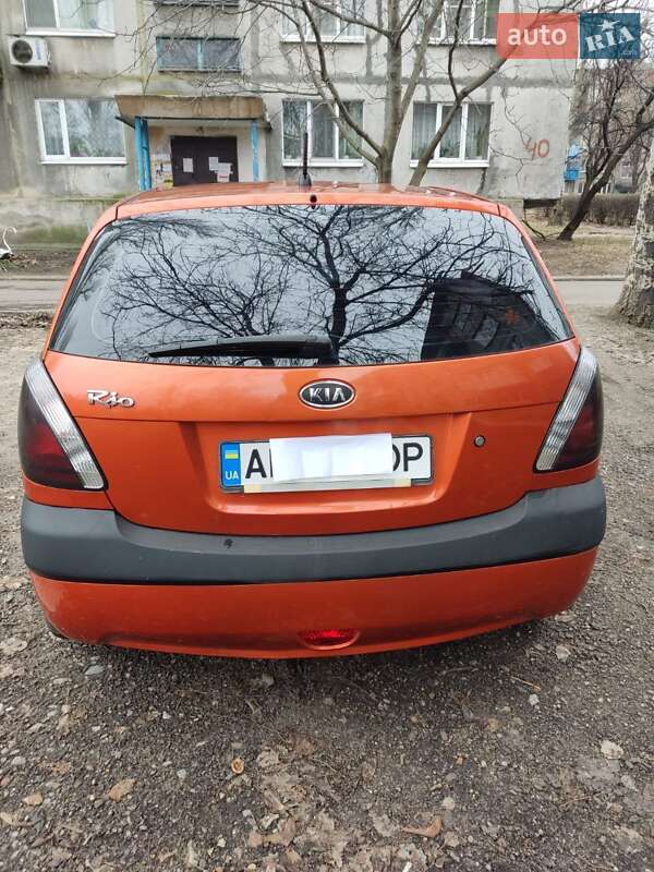 Хэтчбек Kia Rio 2006 в Доброполье фото 4 Хэтчбек Kia Rio 2006 в Доброполье