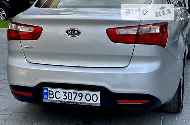 Седан Kia Rio 2012 в 