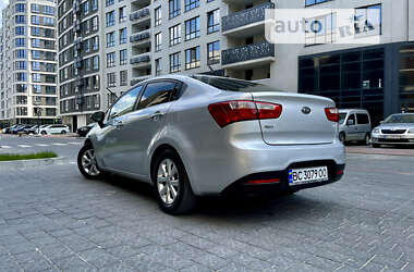 Седан Kia Rio 2012 в 