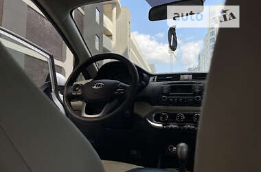Седан Kia Rio 2012 в 