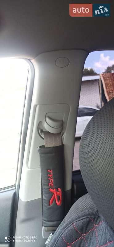 Хэтчбек Kia Rio 2007 в Богодухове