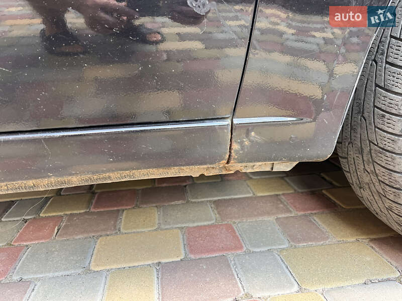 Хэтчбек Kia Rio 2009 в Виннице