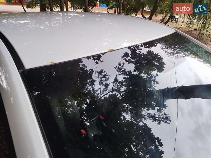 Седан Kia Rio 2013 в Украинке