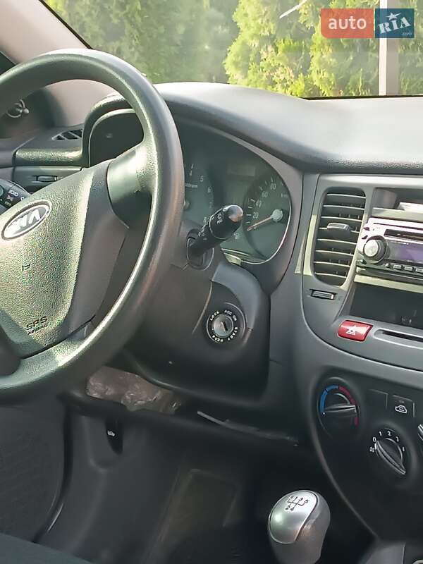 Седан Kia Rio 2007 в Львове фото 6 Седан Kia Rio 2007 в Львове