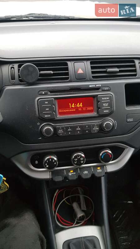 Хетчбек Kia Rio 2012 в Рівному фото 8 Хетчбек Kia Rio 2012 в Рівному
