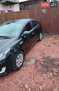 Седан Kia Rio 2012 в Вышгороде