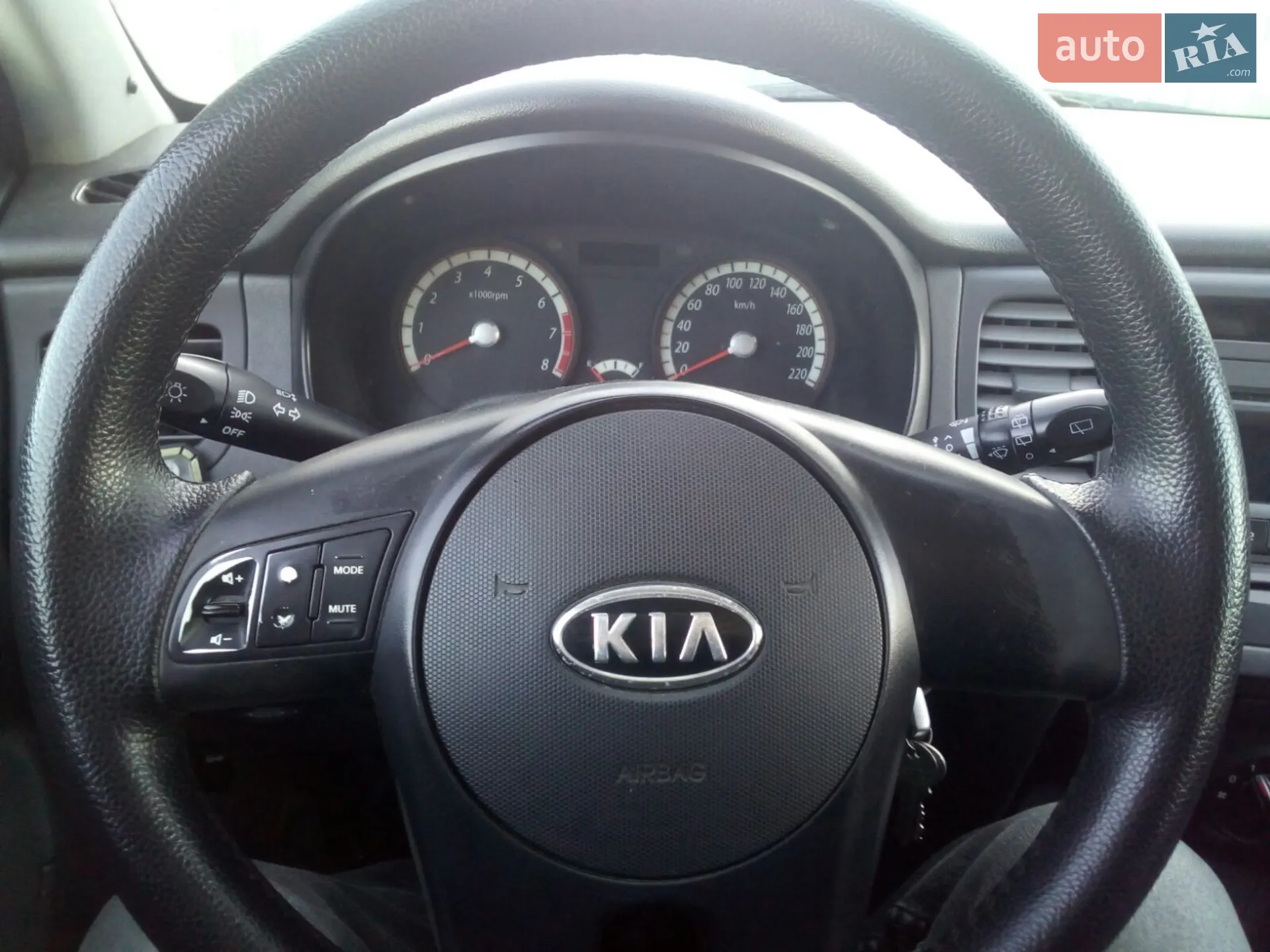 2010 Kia Rio - мініатюра 6