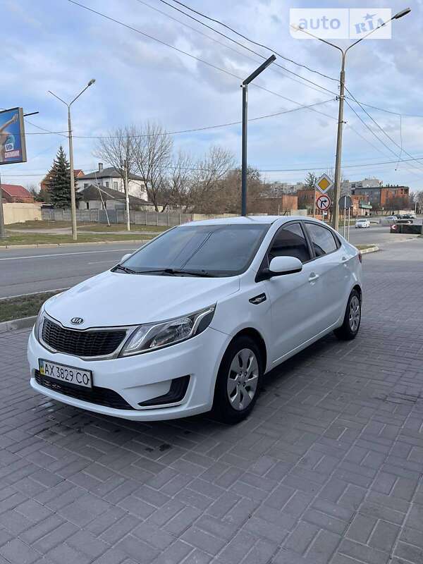 Седан Kia Rio 2011 в Харькове