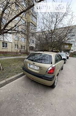 Хетчбек Kia Rio 2008 в 