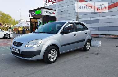 Хэтчбек Kia Rio 2007 в Львове