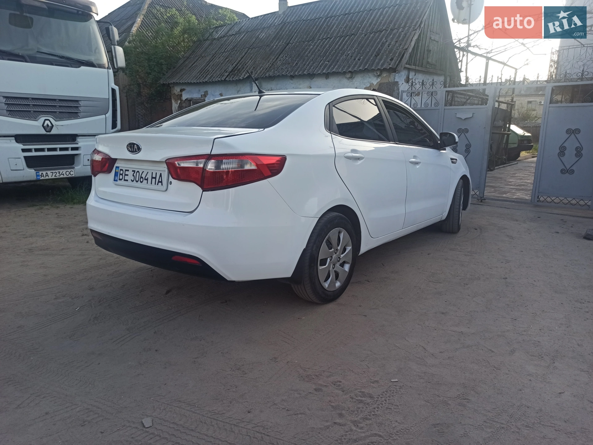 2013 Kia Rio - мініатюра 2