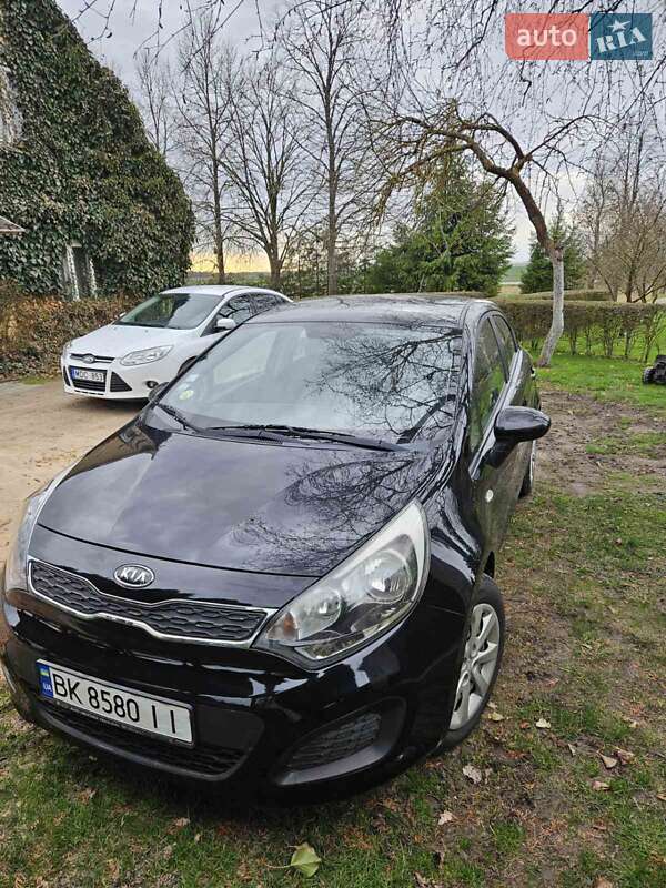 Хетчбек Kia Rio 2012 в Рівному фото 2 Хетчбек Kia Rio 2012 в Рівному