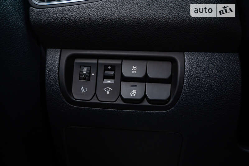 Седан Kia Rio 2016 в Киеве фото 11 Седан Kia Rio 2016 в Киеве