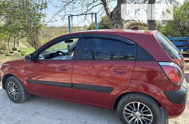 Хетчбек Kia Rio 2007 в Дунаївцях