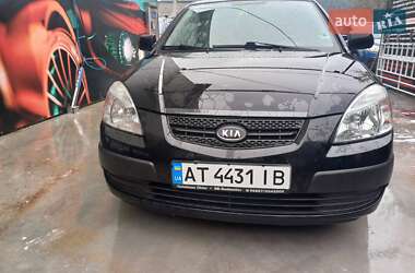 Хэтчбек Kia Rio 2009 в Богородчанах