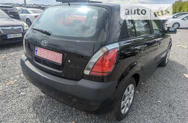 Хэтчбек Kia Rio 2007 в Ровно