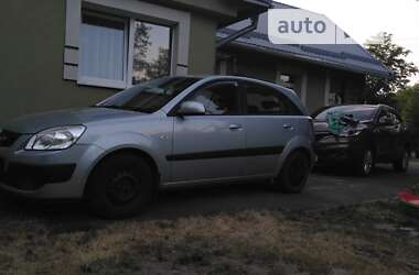 Хетчбек Kia Rio 2005 в Львові