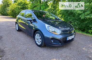 Хэтчбек Kia Rio 2012 в Черноморске