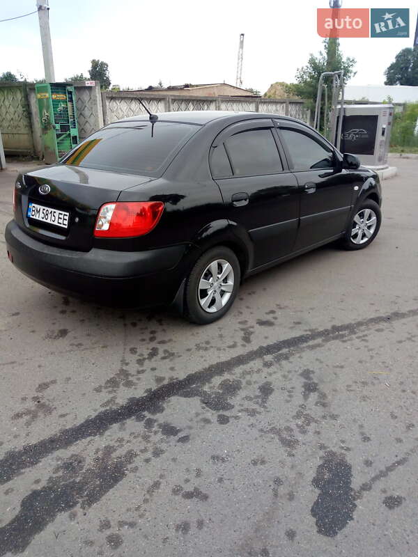 Седан Kia Rio 2008 в Ахтырке