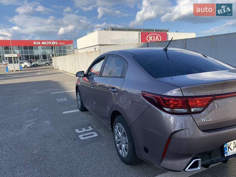 Седан Kia Rio 2021 в Киеве