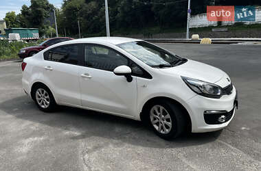 Седан Kia Rio 2017 в 