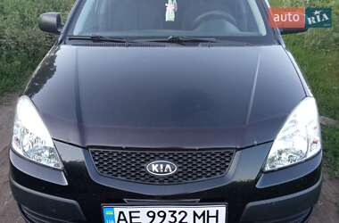 Седан Kia Rio 2009 в Днепре