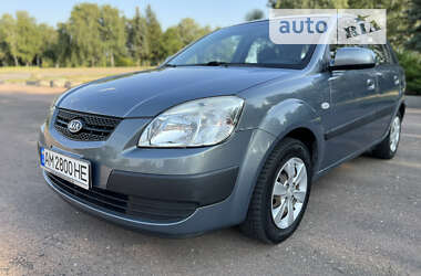 Хетчбек Kia Rio 2008 в Житомирі