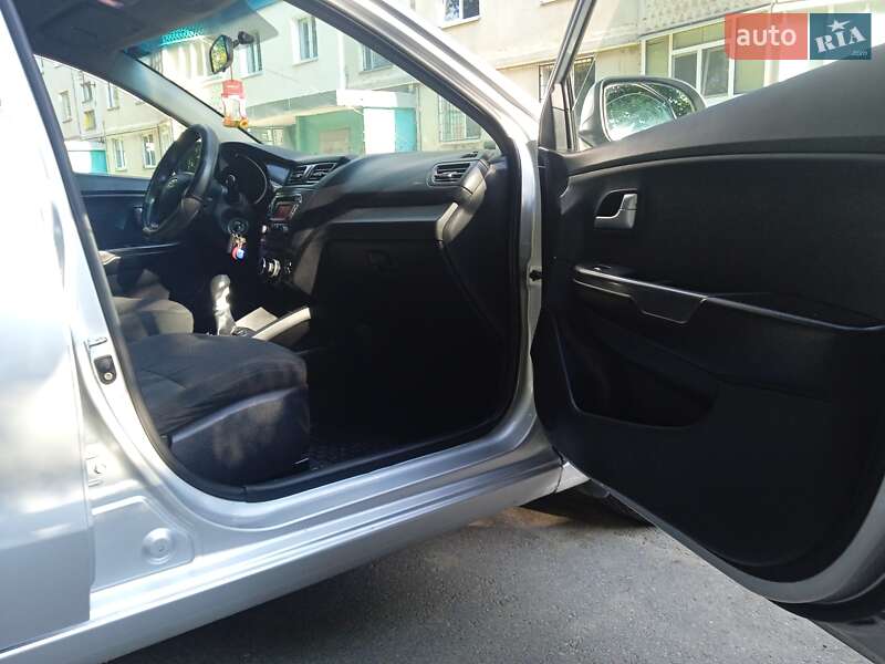 Седан Kia Rio 2012 в Харкові