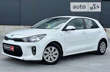 Хэтчбек Kia Rio 2017 в Львове