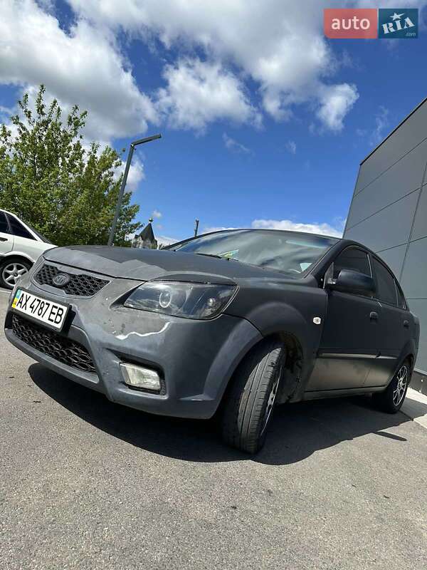 Седан Kia Rio 2011 в Харкові