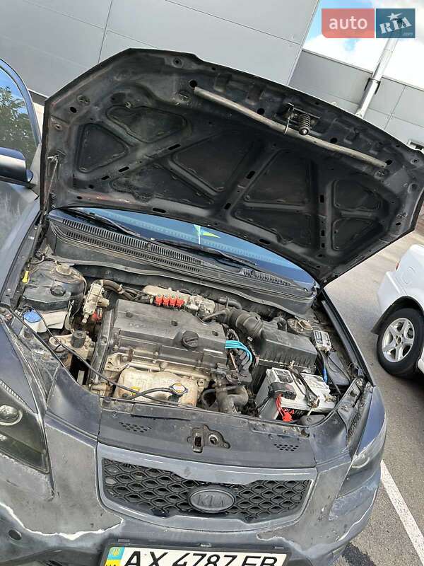 Седан Kia Rio 2011 в Харкові
