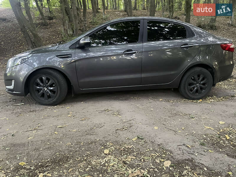 Седан Kia Rio 2013 в Василькові