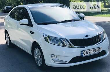 Седан Kia Rio 2012 в Черкасах