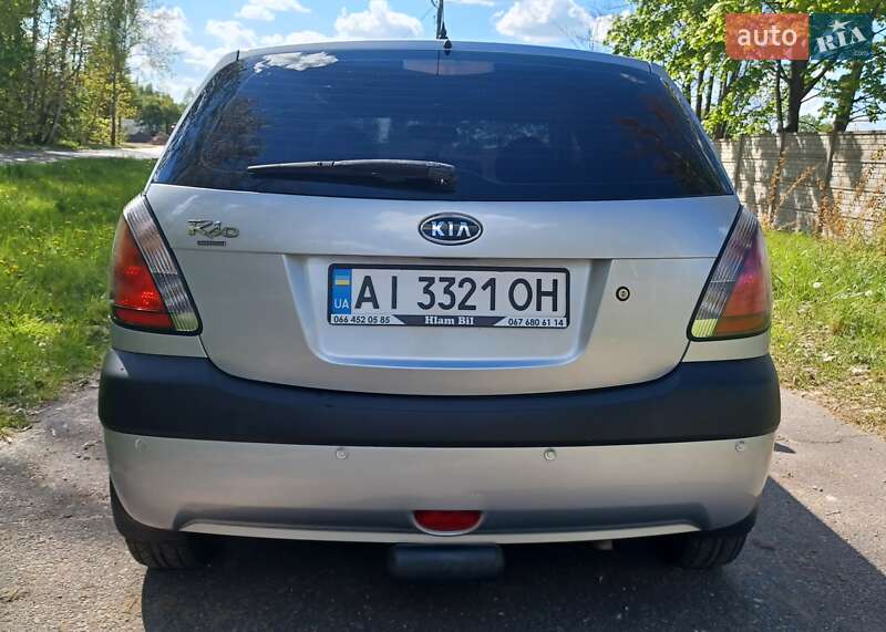 Хэтчбек Kia Rio 2006 в Буче