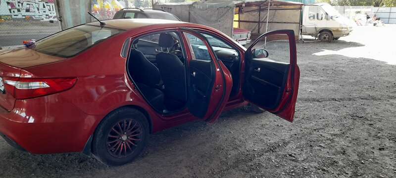 Седан Kia Rio 2011 в Львове