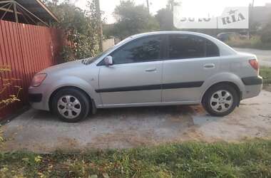 Седан Kia Rio 2007 в Шепетовке