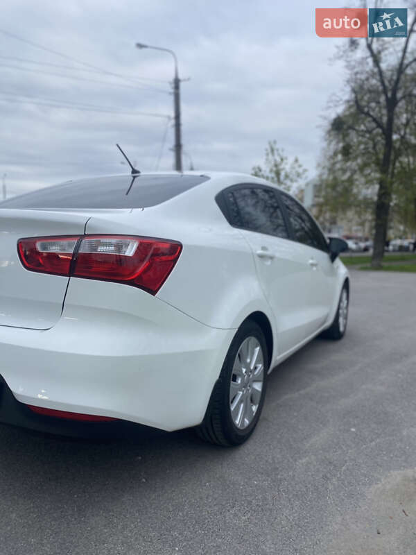 Седан Kia Rio 2017 в Вінниці