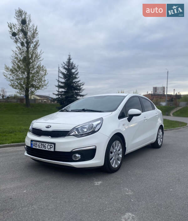Седан Kia Rio 2017 в Вінниці