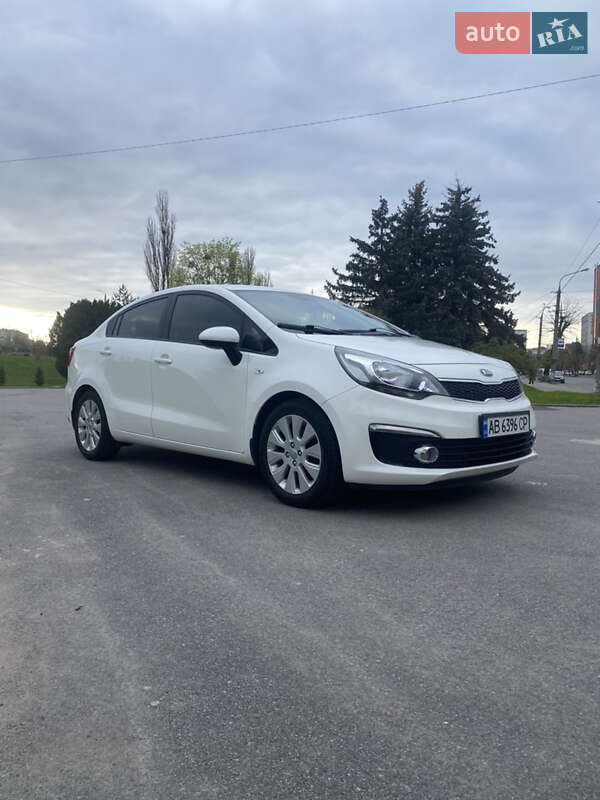 Седан Kia Rio 2017 в Вінниці