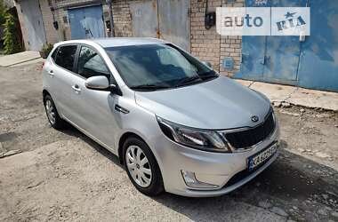 Хетчбек Kia Rio 2013 в Запоріжжі