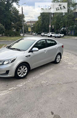 Седан Kia Rio 2013 в Запорожье