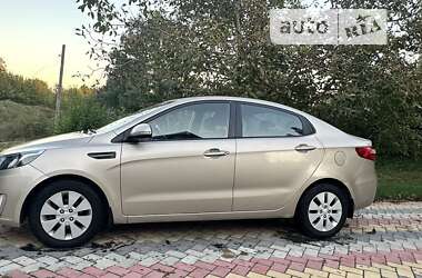 Седан Kia Rio 2013 в Хмельницькому