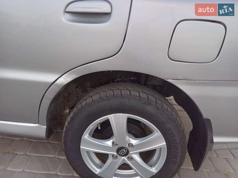 Седан Kia Rio 2005 в Козельщине