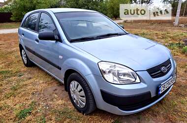 Хэтчбек Kia Rio 2008 в Черкассах