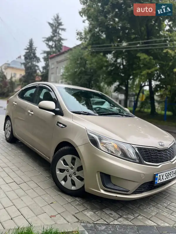 Kia Rio 2012