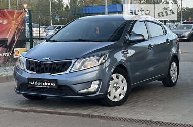 Седан Kia Rio 2013 в Николаеве