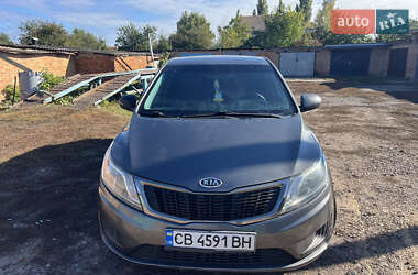 Хэтчбек Kia Rio 2012 в 